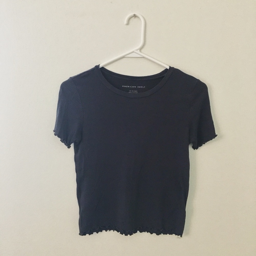 American Eagle Lettuce Trim Tee